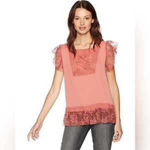 Women's Pink Lace Top